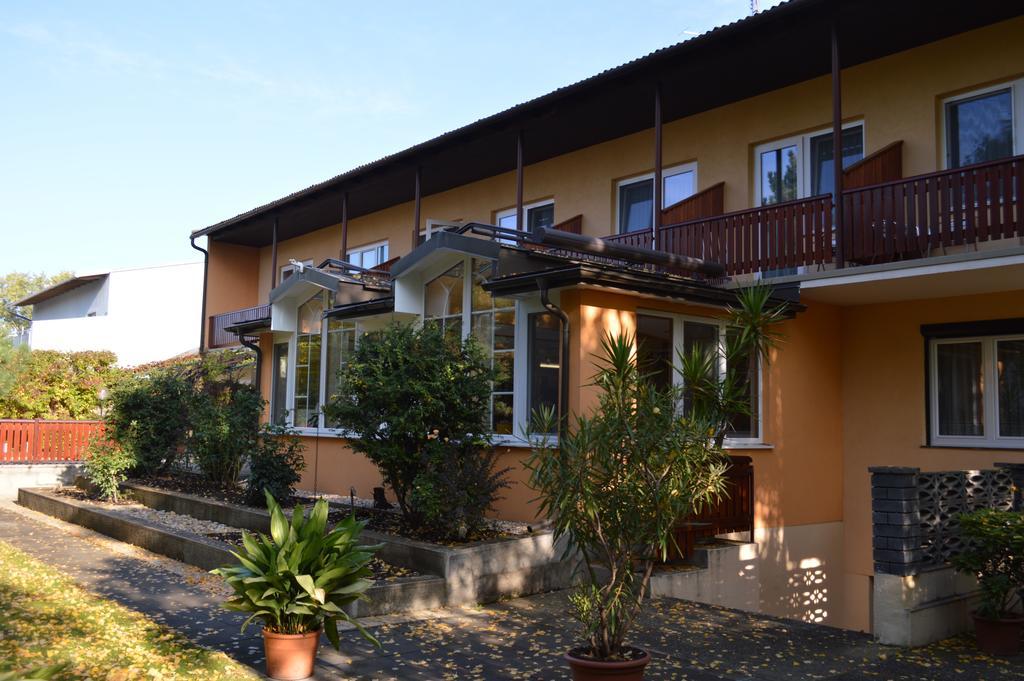Die Pension Reeh Podersdorf am See Exterior foto